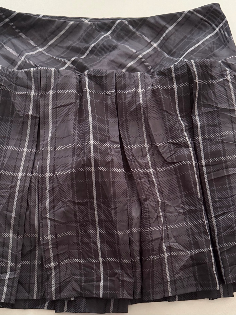 Plaid Pleated Skirt - Black and Gray
